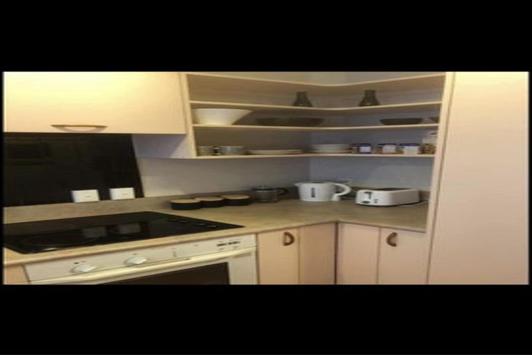 Photo of property in Terrace Tower Apartments, 3c/126 The Terrace, Wellington Central, Wellington, 6011