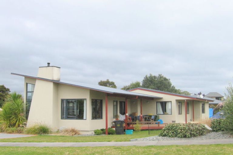 Photo of property in 16 Robinson Terrace, Rangatira Park, Taupo, 3330