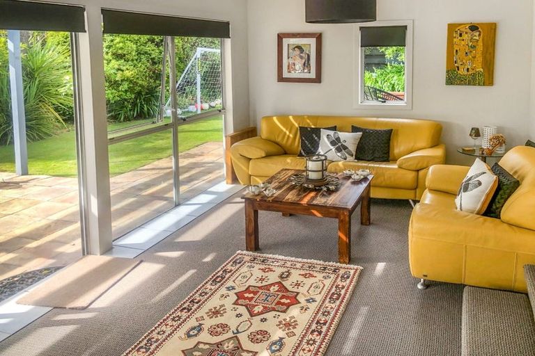 Photo of property in 73 Iranui Road, Inner Kaiti, Gisborne, 4010