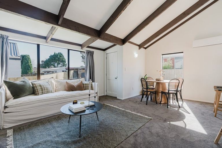 Photo of property in 8c Macdonald Road, Glenview, Hamilton, 3206