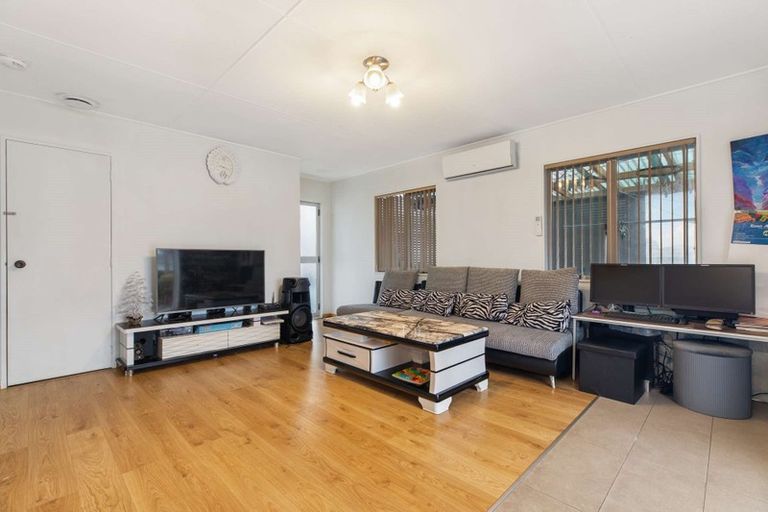 Photo of property in 31 Inverell Avenue, Wiri, Auckland, 2104