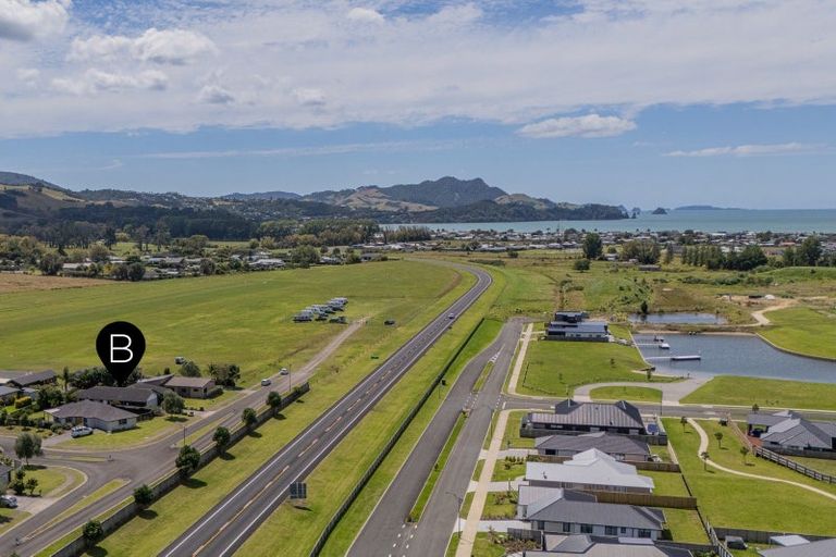 Photo of property in 21 Debenham Drive, Whitianga, 3510
