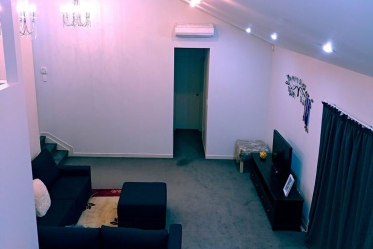 Photo of property in 630a East Coast Road, Pinehill, Auckland, 0630