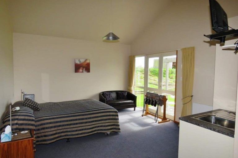 Photo of property in 31 Bridge Street, Karamea, 7893