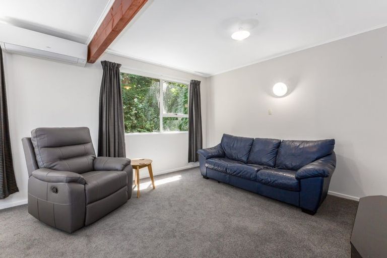 Photo of property in 6 Penryn Drive, Camborne, Porirua, 5026