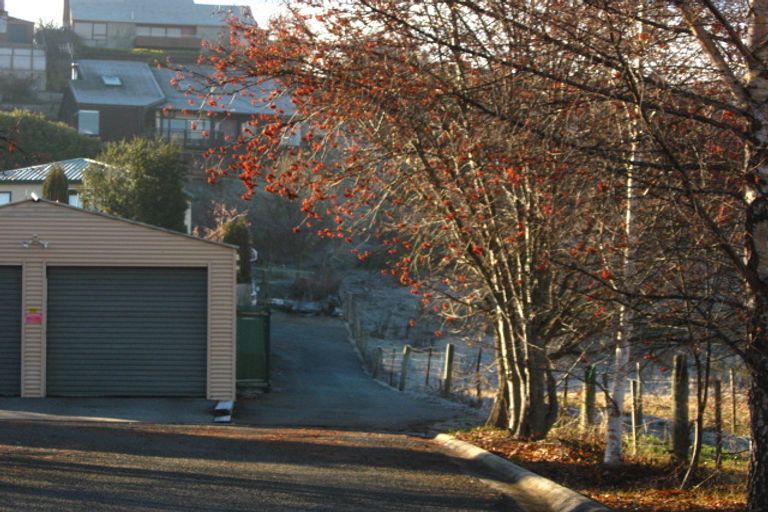 Photo of property in 111 Mcdonnell Road, Arrowtown, 9302