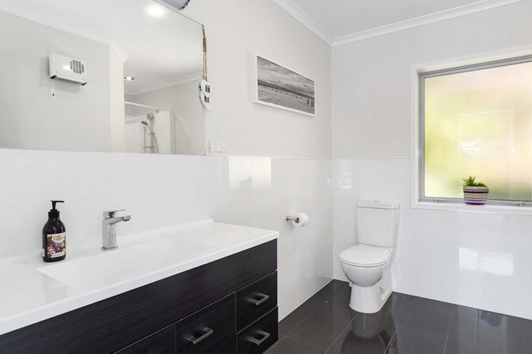 Photo of property in 32 Westview Place, Tauriko, Tauranga, 3110