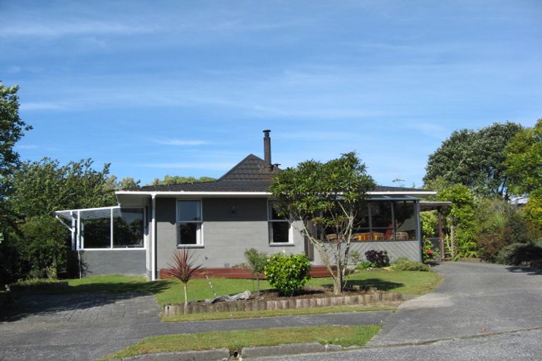 Photo of property in 13 Ngahue Crescent, Carters Beach, Westport, 7825