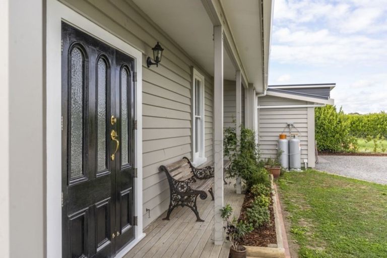 Photo of property in 99 Jellicoe Street, Martinborough, 5711