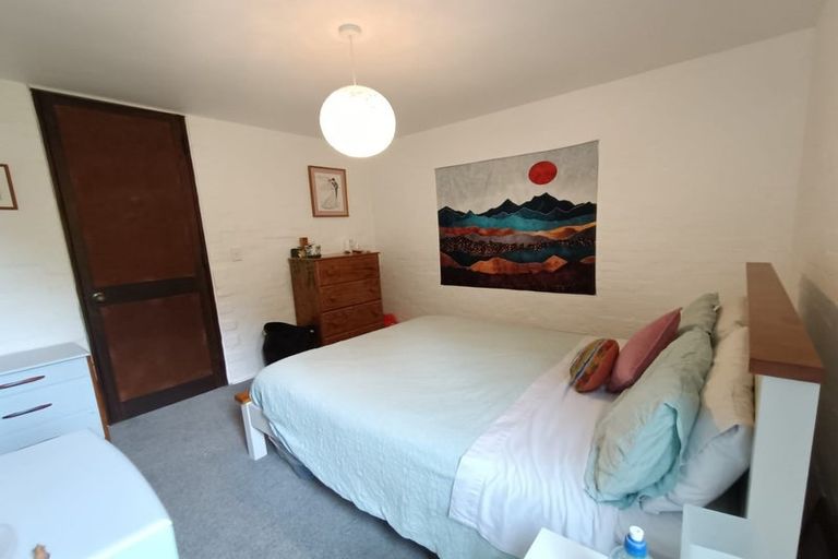 Photo of property in 141c Churton Drive, Churton Park, Wellington, 6037