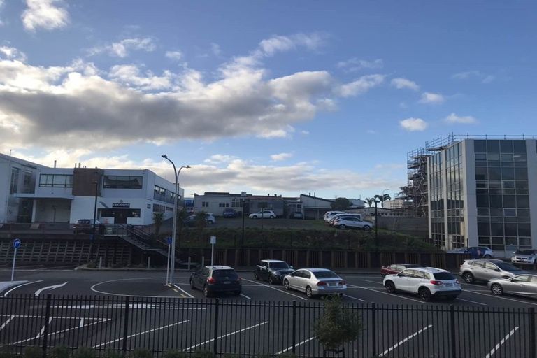 Photo of property in 209/19 Rawene Road, Birkenhead, Auckland, 0626