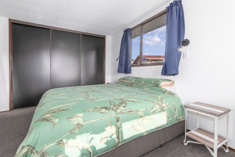 Photo of property in 10 Kivell Street, Ranui, Porirua, 5024