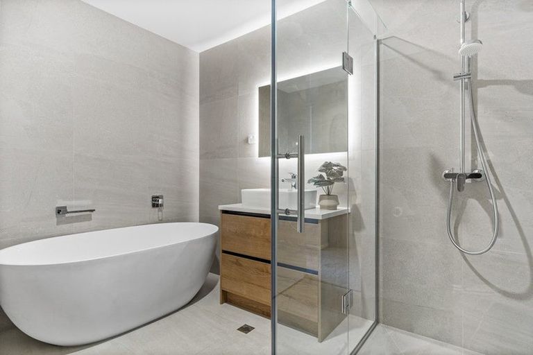 Photo of property in 48 Glidepath Road, Hobsonville, Auckland, 0616