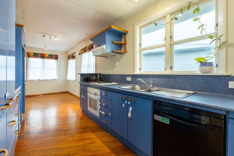 Photo of property in 11 Claudius Street, Dannevirke, 4930