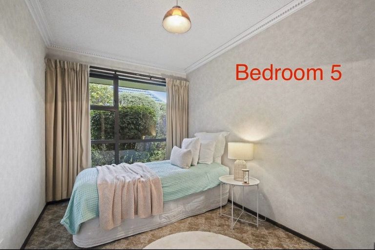 Photo of property in 18 Hawkswood Place, Avonhead, Christchurch, 8042