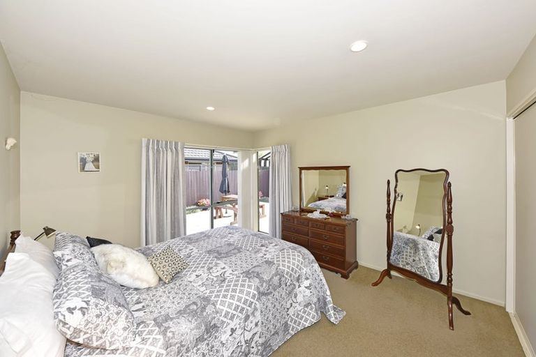 Photo of property in 1 Stable Way, Belfast, Christchurch, 8051