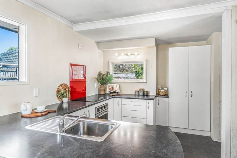 Photo of property in 854 Halswell Junction Road, Islington, Christchurch, 8042