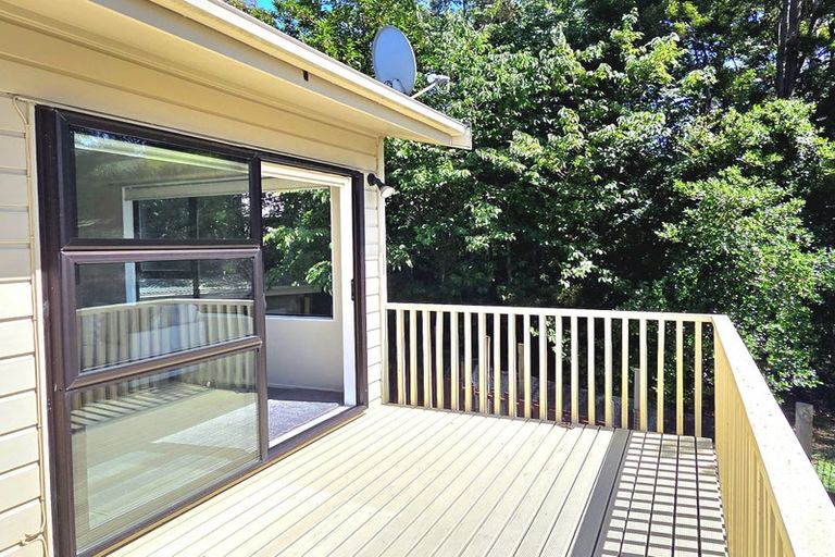 Photo of property in 27a Shackle Lane, Whitby, Porirua, 5024