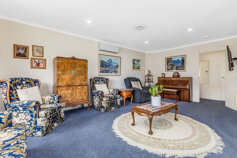 Photo of property in Redwood Village, 2/42 Main Road, Tawa, Wellington, 5028