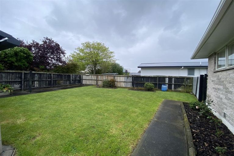 Photo of property in 38 Kuaka Crescent, Bromley, Christchurch, 8062