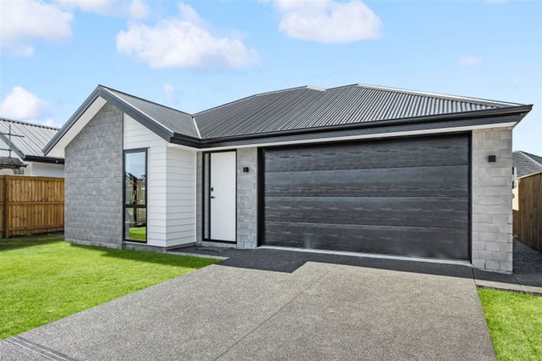 Photo of property in 6 Thomas Rickerby Road, Halswell, Christchurch, 8025