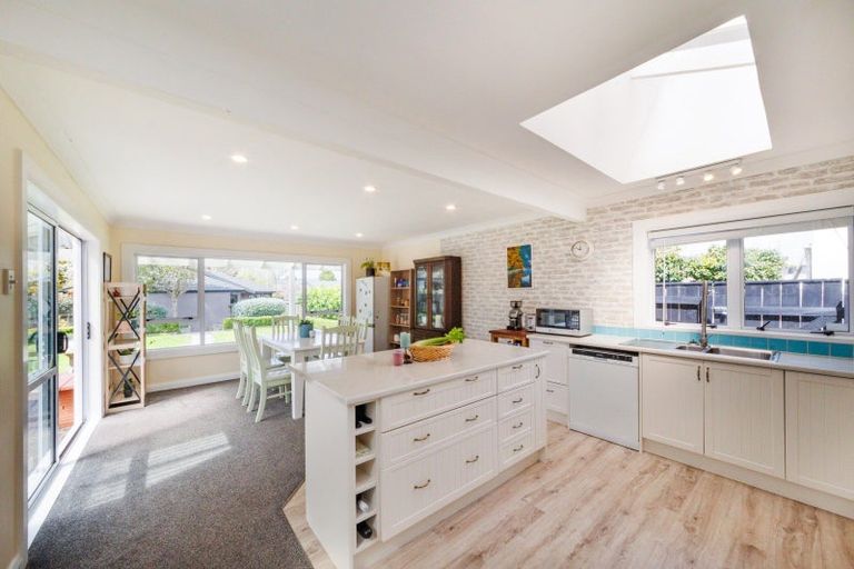 Photo of property in 442 College Street, Hokowhitu, Palmerston North, 4410