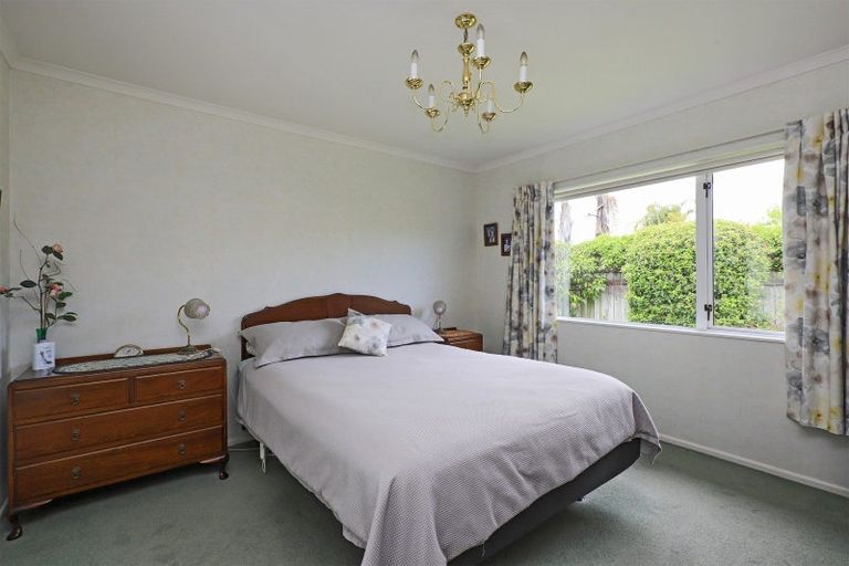 Photo of property in 9 Malbec Way, Greenmeadows, Napier, 4112