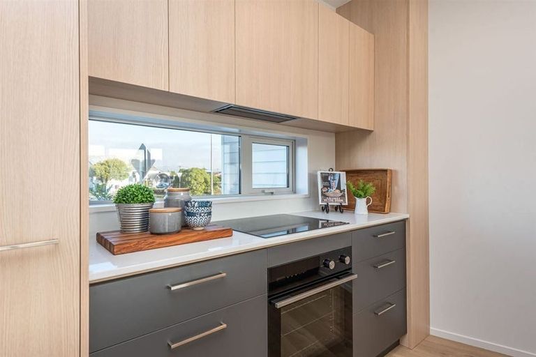 Photo of property in 136 Seaview Road, New Brighton, Christchurch, 8061