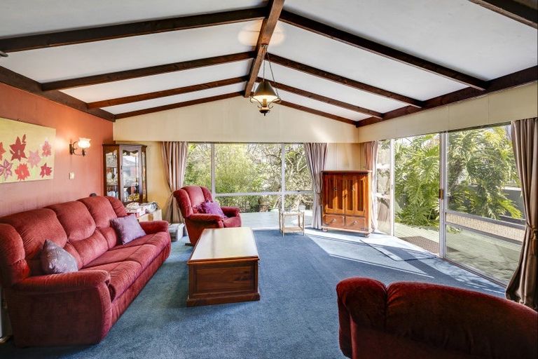 Photo of property in 303 Taradale Road, Pirimai, Napier, 4112