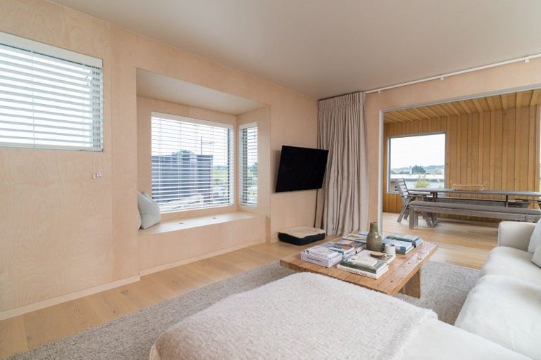 Photo of property in 8 Maataitai Road, Raglan, 3225