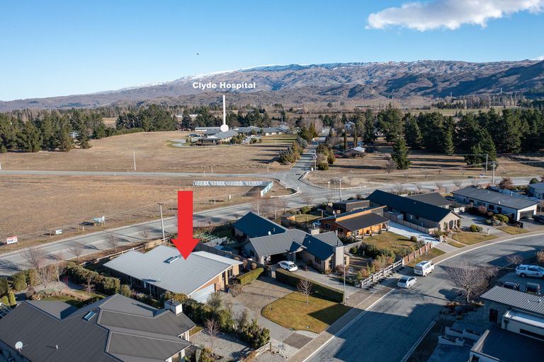 Photo of property in 19 Chandler Crescent, Clyde, 9330