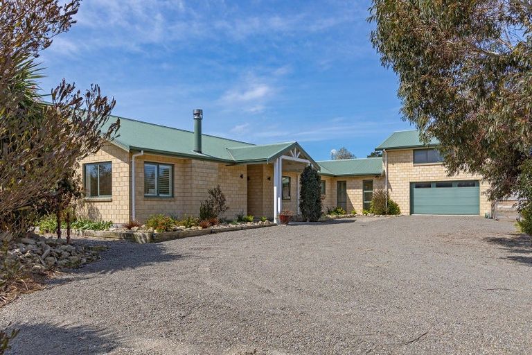 Photo of property in 1/239 Lake Ferry Road, Martinborough, 5781