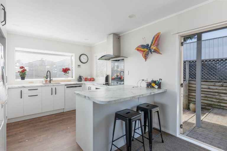 Photo of property in 1/37 Sunset Street, Hilltop, Taupo, 3330