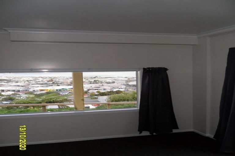 Photo of property in 4 London Road, Korokoro, Lower Hutt, 5012