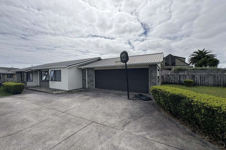 Photo of property in 4 Meade Place, Bell Block, New Plymouth, 4312