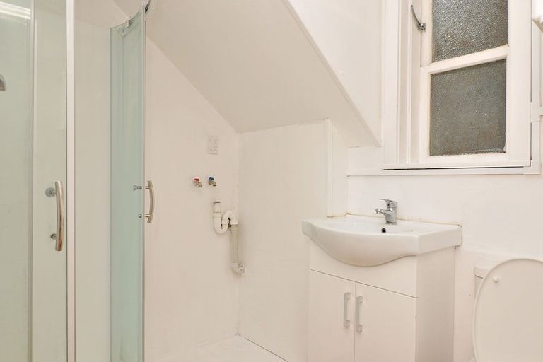 Photo of property in 18a Richmond Avenue, Northcote Point, Auckland, 0627