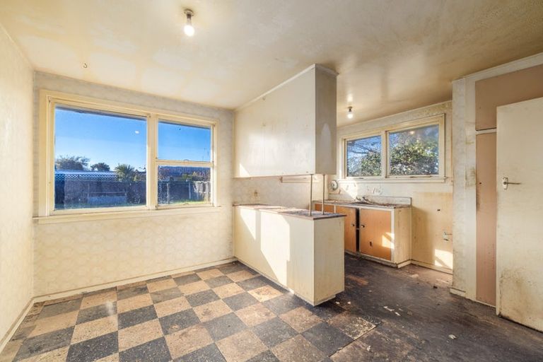 Photo of property in 222 Burwood Road, Burwood, Christchurch, 8083