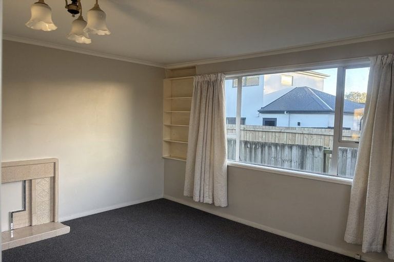 Photo of property in 8 Auburn Avenue, Upper Riccarton, Christchurch, 8041