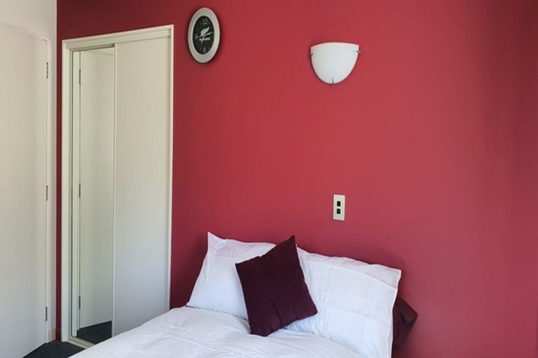 Photo of property in 2 De La Mare Place, Frankton, Queenstown, 9300