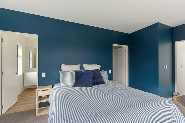 Photo of property in 21 Maurice James Way, Prebbleton, 7604