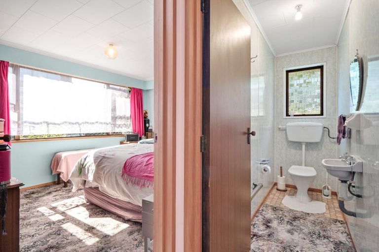 Photo of property in 42 Boyes Crescent, Frankton, Queenstown, 9300