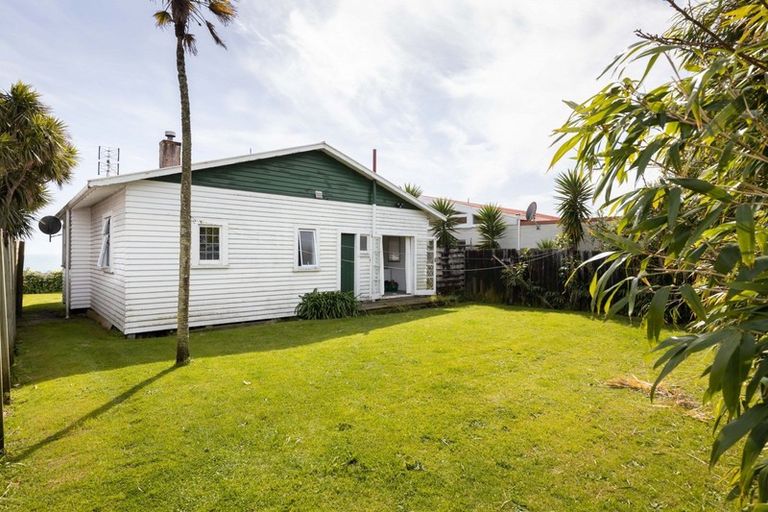 Photo of property in 417 Devon Street West, Lynmouth, New Plymouth, 4310