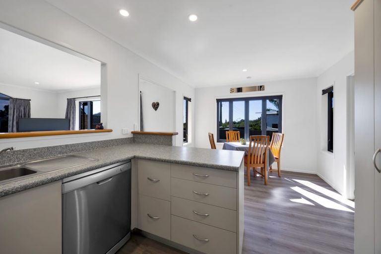 Photo of property in 32 Glasgow Street, Bell Block, New Plymouth, 4312