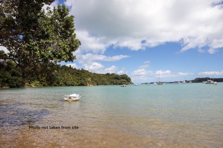Photo of property in 537 Manawaora Road, Parekura Bay, Russell, 0184