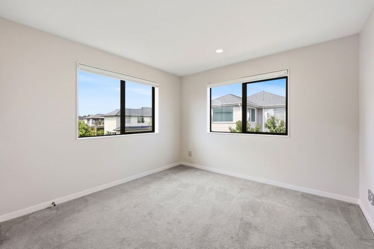 Photo of property in 9 Mccaw Avenue, Whenuapai, Auckland, 0618