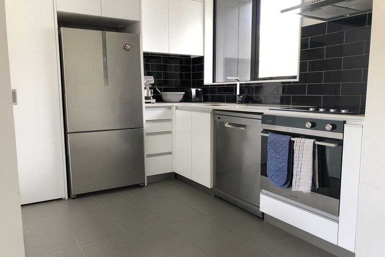 Photo of property in 3/74 Derwent Street, Island Bay, Wellington, 6023