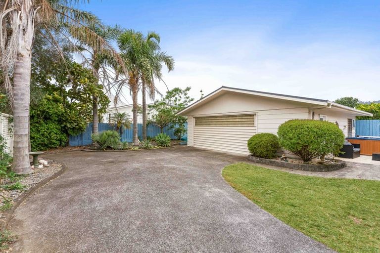 Photo of property in 214 Rangi Avenue, Whangamata, 3620