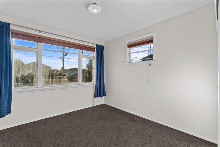 Photo of property in 133 Springs Road, Hornby, Christchurch, 8042