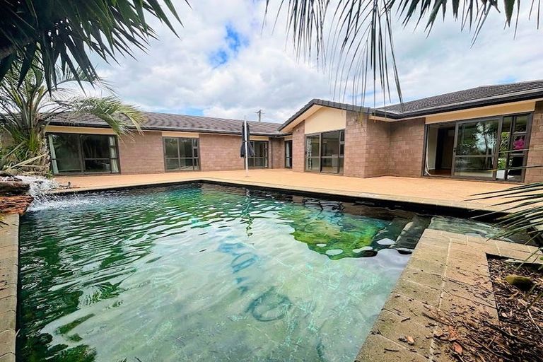 Photo of property in 119 Helenslee Road, Pokeno, 2472