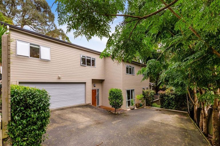 Photo of property in 32c Bayview Road, Bayview, Auckland, 0629